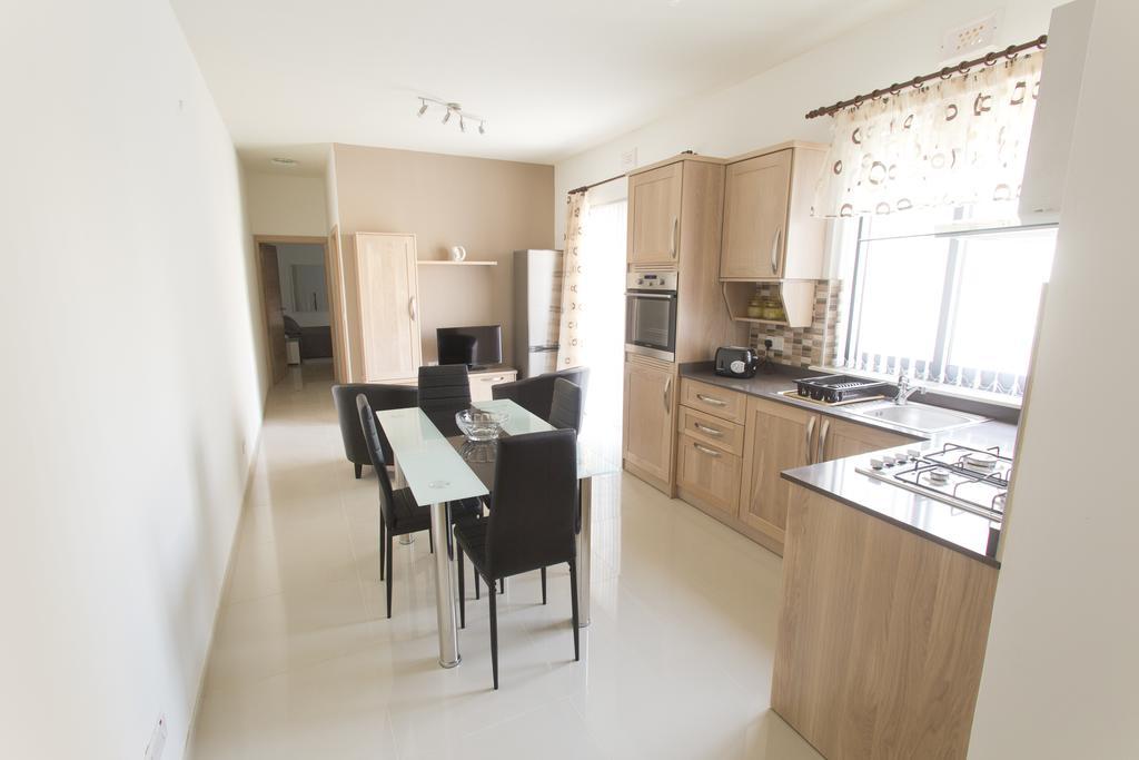 Marsalforn Waterside Apartments חדר תמונה